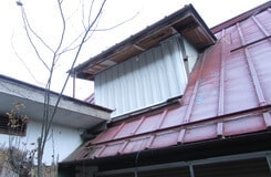 施工前の屋根の軒天