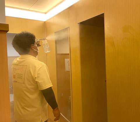 北杜市須玉ふれあい館のトイレにて抗菌コーティング（トイレ個室壁）