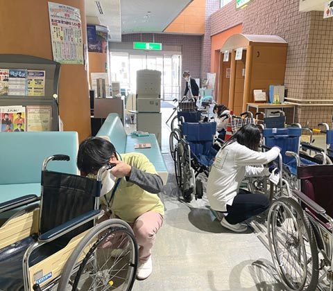 北杜市のA病院様の抗ウイルス・抗菌無光触媒コーティング（車椅子）