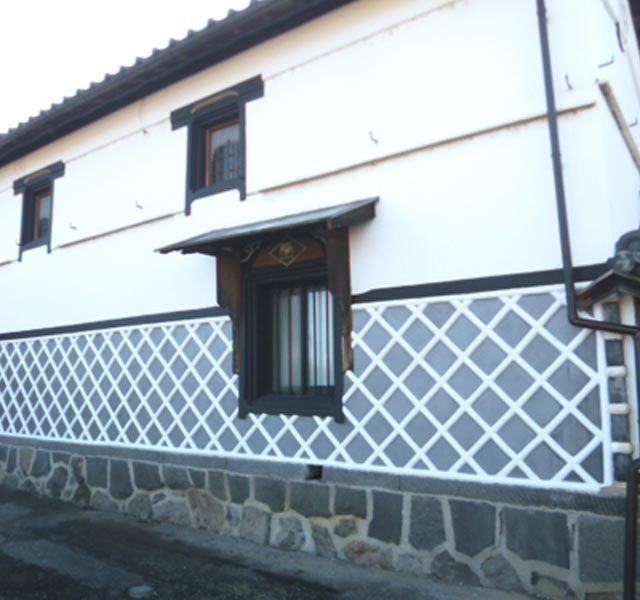 外壁塗装・瓦漆喰工事の施工例